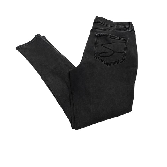 Seven 7 Distressed Black Wash Denim Jeans Women Sz 14 Ripped Knee Casual Trendy - Picture 1 of 16